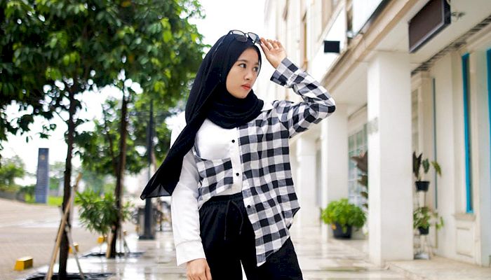 Wulan, Bobotoh Geulis asal Lampung Kritik Permainan Persib yang Monoton